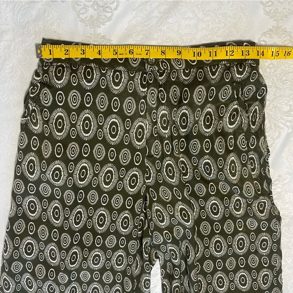 Philosophy High Rise Wide Leg Green Geo Print Pants 100% Viscose Size 6 - Picture 5 of 7